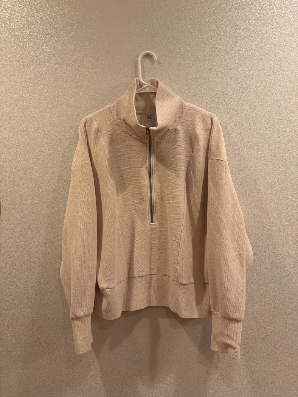 Te Verde Cream Half-Zip Pullover Sweatshirt